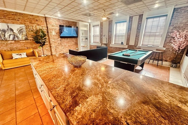 What a great place to entertain!