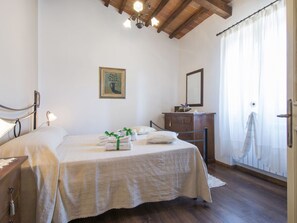 4 bedrooms, desk, iron/ironing board, WiFi - Casa Clotilde by Interhome (Monte San Savino)