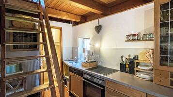 Kühlschrank, Ofen, Geschirrspüler, Toaster