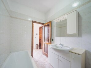 Hair dryer - Margherita by Interhome (Strettoia)