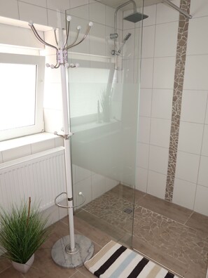Bathroom - Strandkorb by Interhome (Hooksiel)