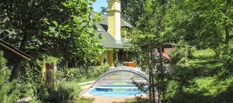 Karasova III by Interhome