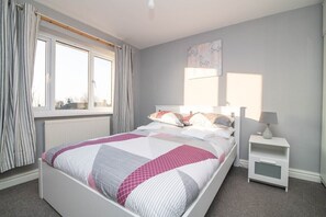 2 Schlafzimmer, Bügeleisen/Bügelbrett, kostenloses WLAN, Bettwäsche