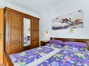2 bedrooms, internet