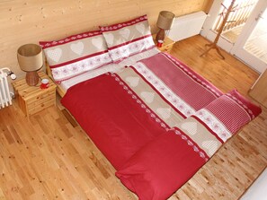 4 bedrooms, WiFi