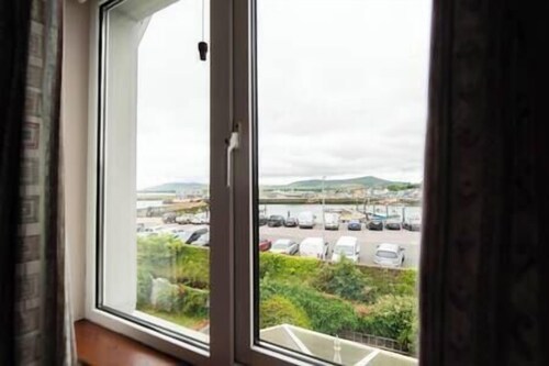 Dingle Harbour Hideaway