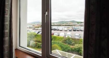 Dingle Harbour Hideaway