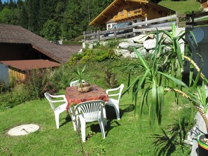 Outdoor dining - Apartment Corona by Interhome (Ramsau am Dachstein)