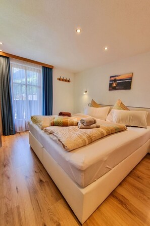 3 Schlafzimmer, Internetzugang