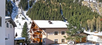Daheim – Mittagskogel by Interhome