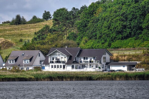 Unclassified image, 1 of 22, button - Chic vacation apartment with sea view - rügenreif Holiday apartment no. 03 - rügenreif (Mönchgut)