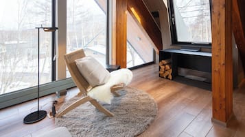 Chalet Comfort, pemandangan kebun | Area keluarga | TV layar datar