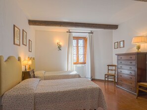 2 bedrooms, Internet