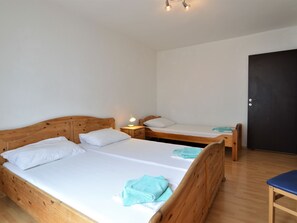 1 bedroom, internet