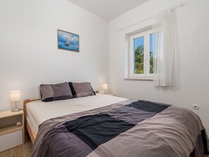 3 bedrooms, iron/ironing board, WiFi - Albertina by Interhome (Mošćenička Draga)