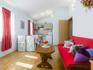 TV - Apartment Nena by Interhome (Poreč)