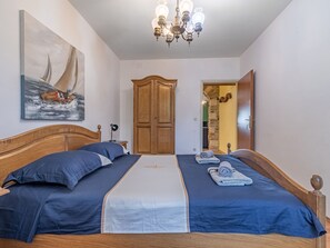 2 bedrooms, internet