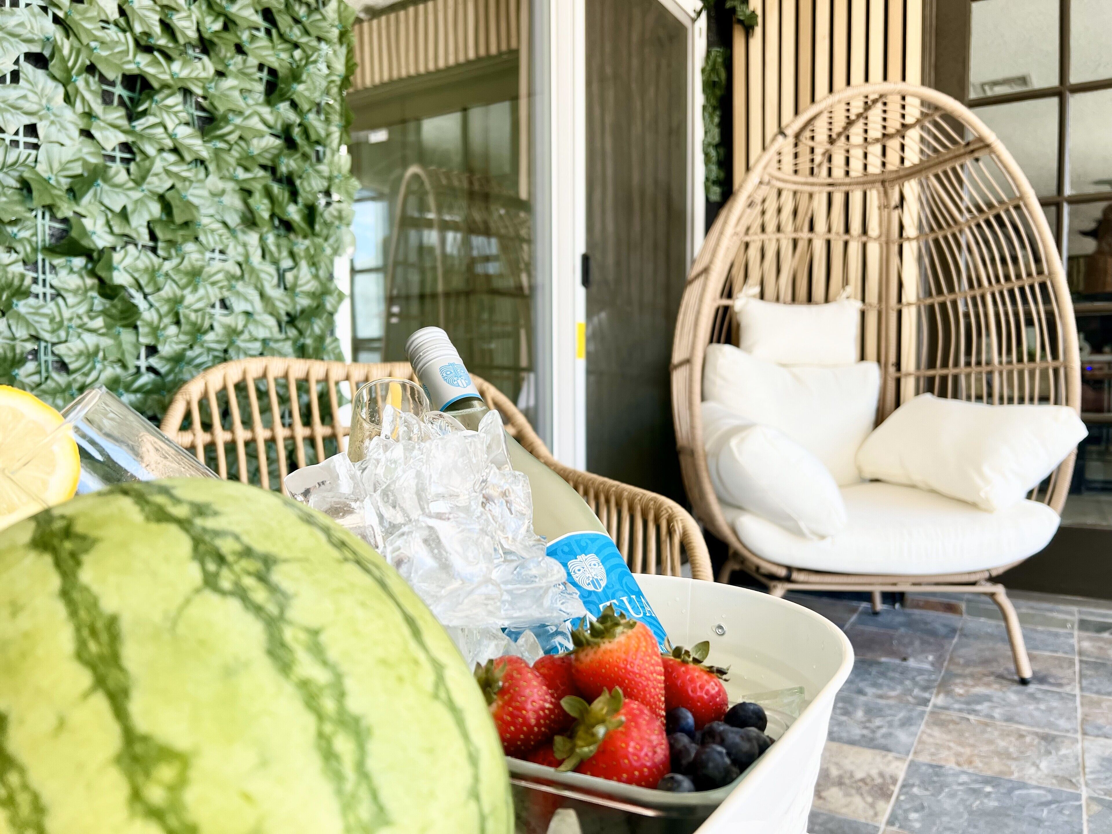 المنشأة من الداخل