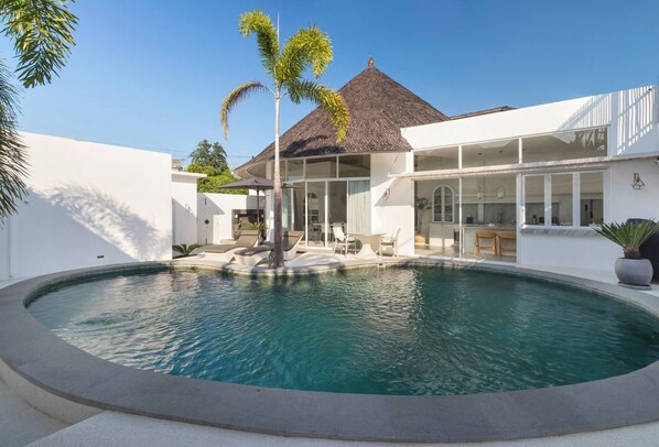 Piscina externa
