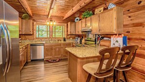 Coffee/tea maker, fridge, microwave, oven - Cozy secluded cabin with firepit! - Absolutely Secluded (Gatlinburg)