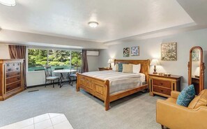 1 chambre, fer et planche à repasser, Wi-Fi gratuit, draps fournis