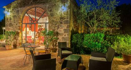 Antico Borgo San Lorenzo - Fico by Interhome