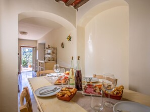 Dining - L'Amorosa by Interhome (Montecatini Terme)