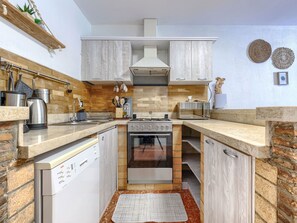 Fridge, microwave, oven, dishwasher - Apartment Viliam by Interhome (Rovinj)