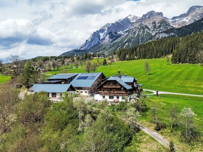 Salzmannhof Wohnung 5 by Interhome