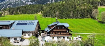 Salzmannhof Wohnung 5 by Interhome