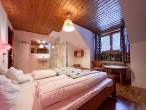 5 bedrooms, Internet