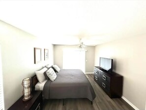 3 bedrooms, WiFi, bed sheets - 3-bedroom vacation home just 10 minutes from Walt Disney World® Resort (Kissimmee)