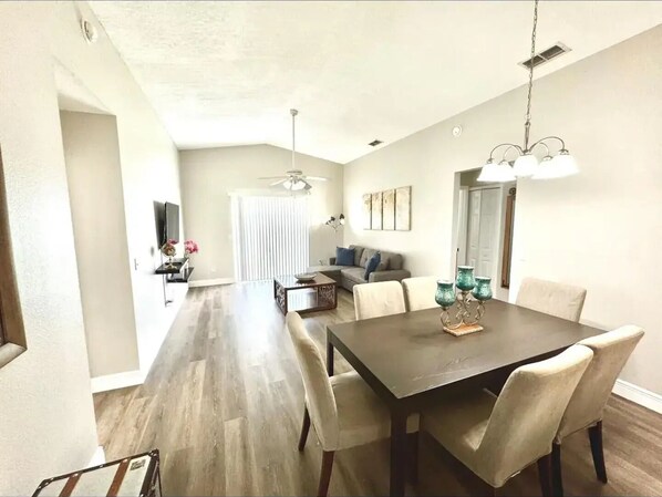 Interior - 3-bedroom vacation home just 10 minutes from Walt Disney World® Resort (Kissimmee)