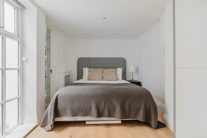 1 多间卧室、熨斗/熨衣板、WiFi、床单