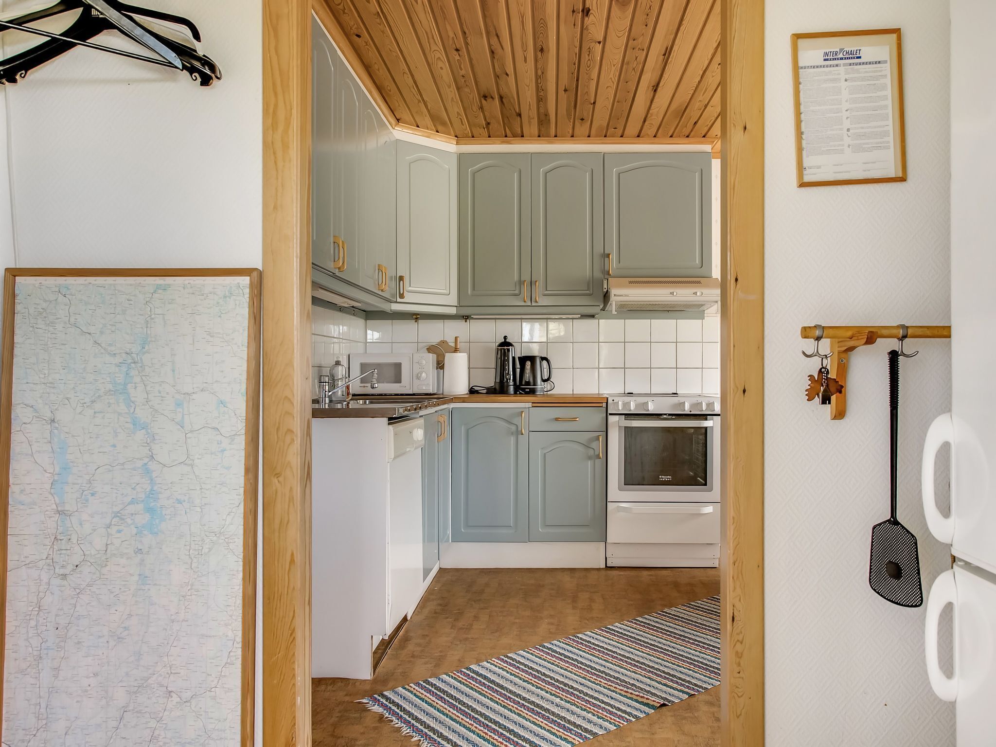 Refrigerador, microondas, horno y lavavajillas 