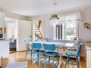 Dining - Vassviken by Interhome (Ånimskog)