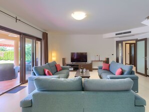 TV - Vacation home Andrea by Interhome (Pula)