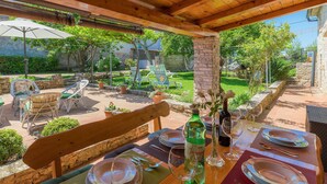 Outdoor dining - Vacation home Toni by Interhome (Pula/Vodnjan)