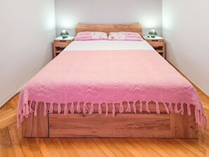 3 bedrooms, WiFi