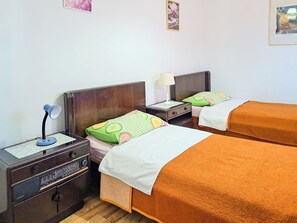 3 bedrooms, WiFi