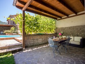 Outdoor dining - Casa Riccardo n° 3 by Interhome (Lago di Bolsena)
