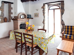 Dining - Apartment Pomele by Interhome (Lago di Bolsena)