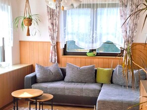 TV - Katharina by Interhome (Gröbming)