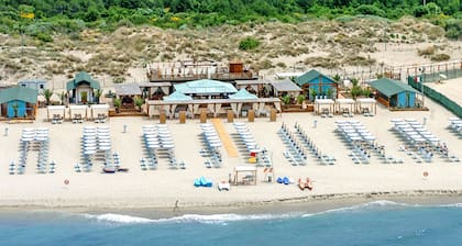 Cosmopolitan Golf (TIR280) by Interhome