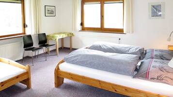 6 chambres, accĂšs Internet