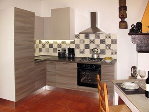 Fridge, oven, dishwasher, toaster