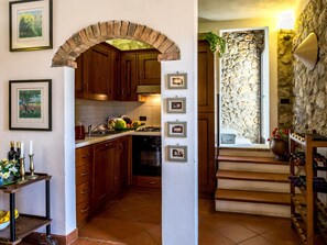 Frigorifero, forno, lavastoviglie, tostapane