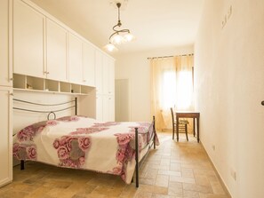 3 chambres, fer et planche à repasser, Wi-Fi