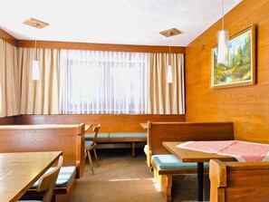 Dining - Waldhof by Interhome (Sölden)