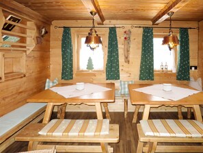 Dining - Simonhütte by Interhome (Mayrhofen)